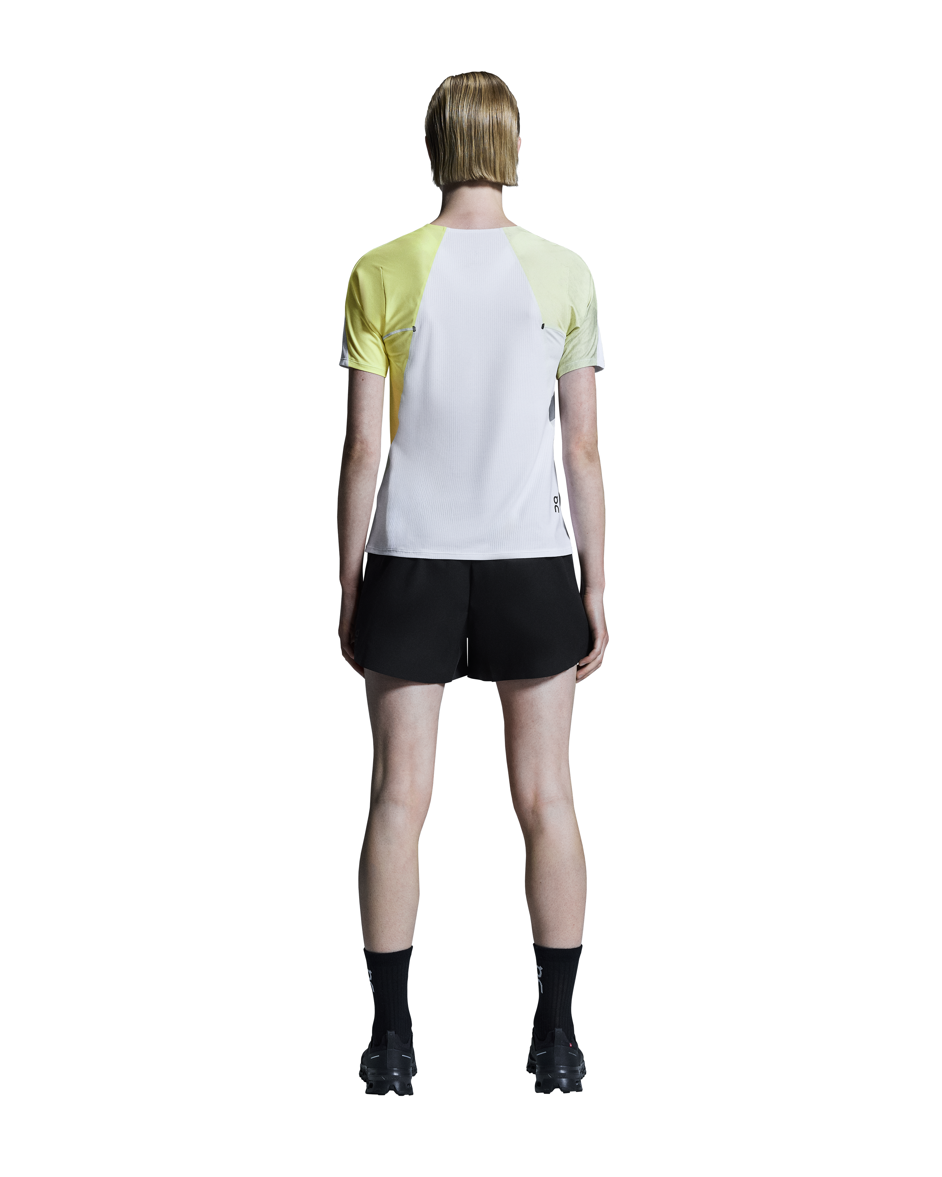 On Women's Ultra Shorts Black / Black - Achilles Heel