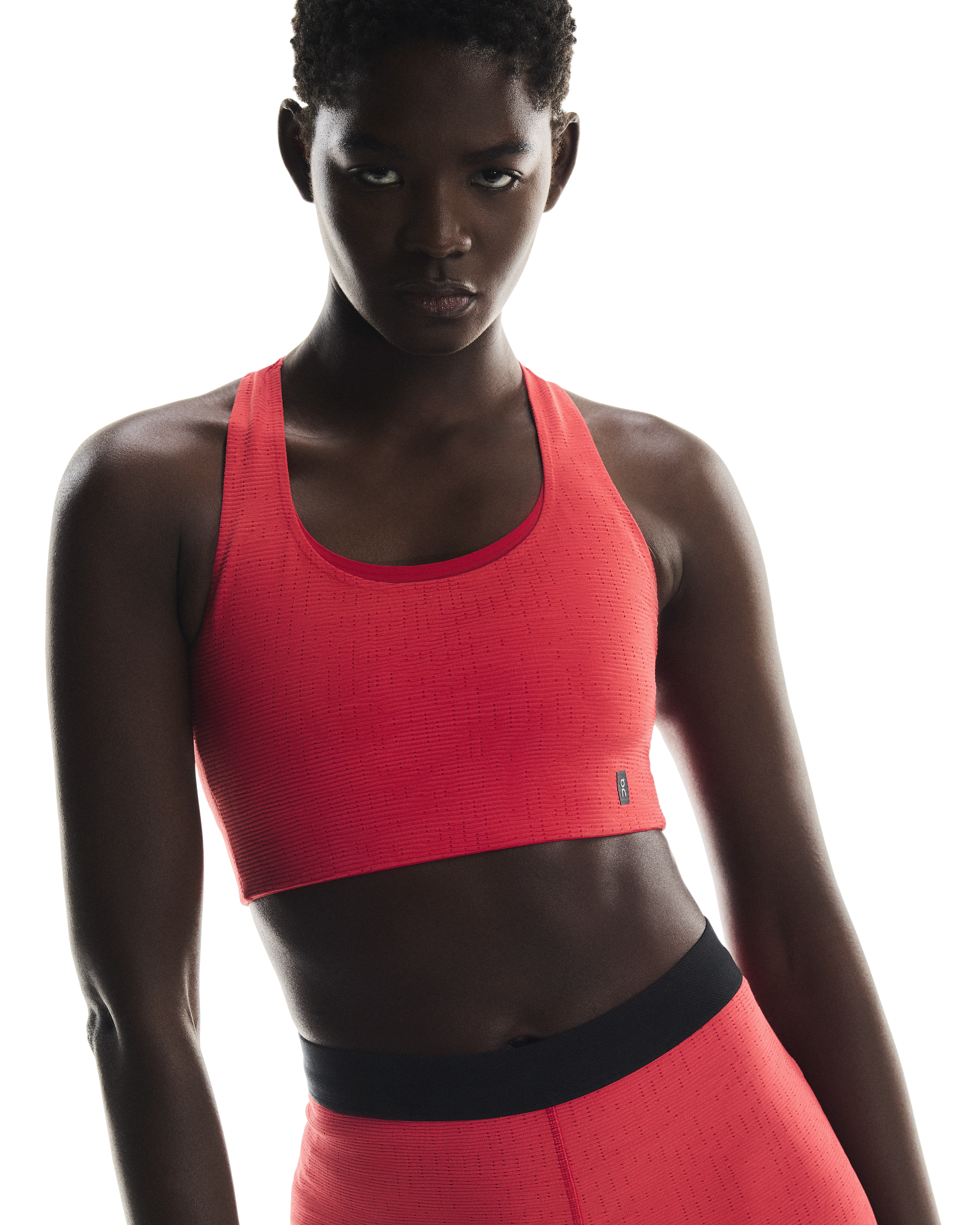 On Women's Pace Pocket Bra Red - Achilles Heel