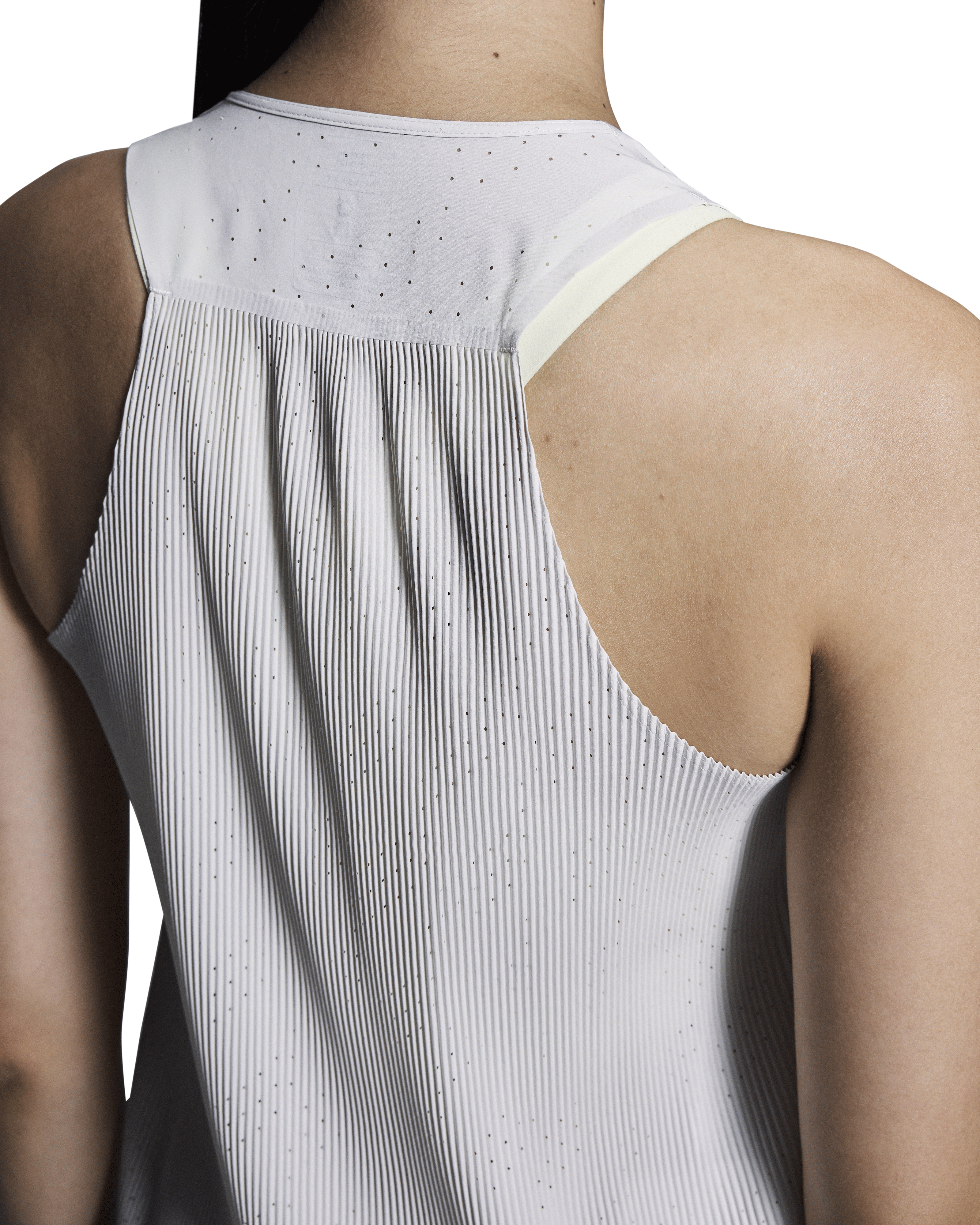 On Women's Race Singlet Silver - Achilles Heel