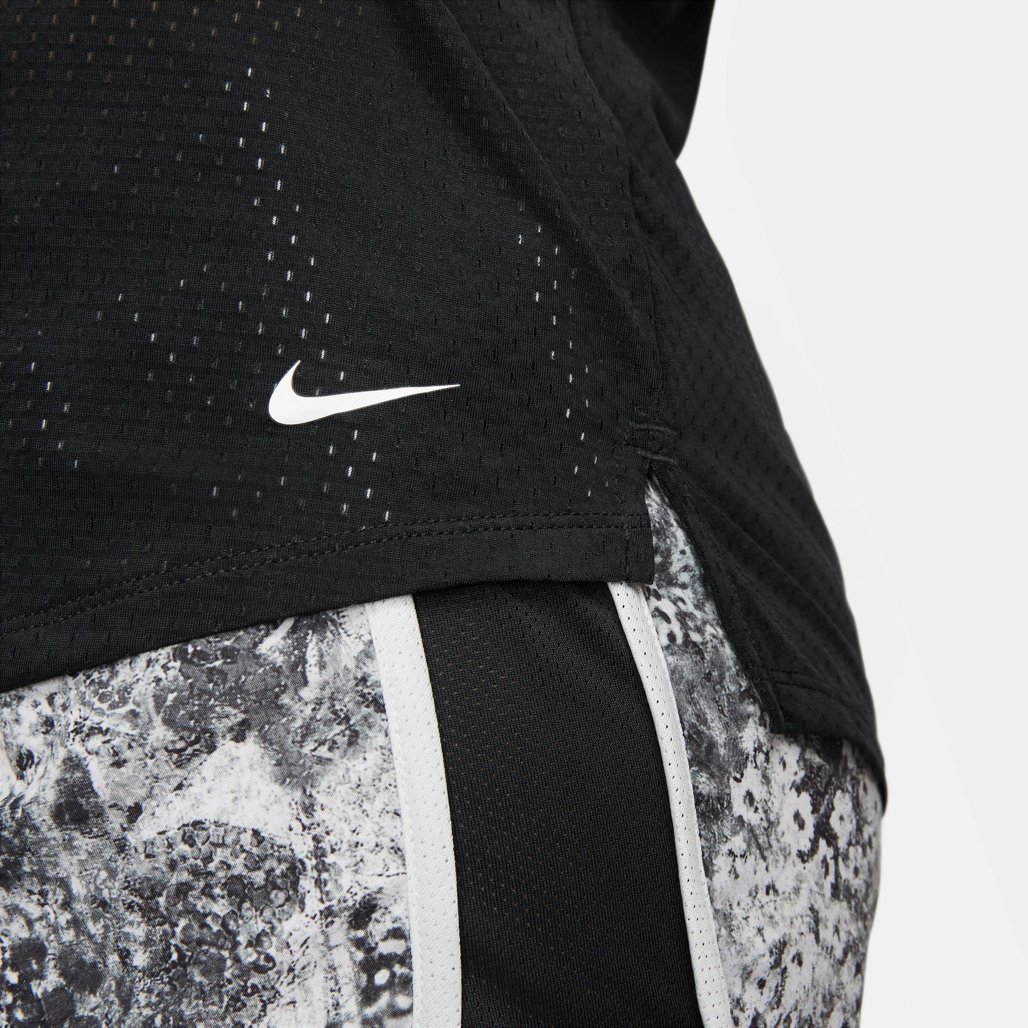 Nike Women's Dri-FIT One Breathe Tee Black / White - Achilles Heel