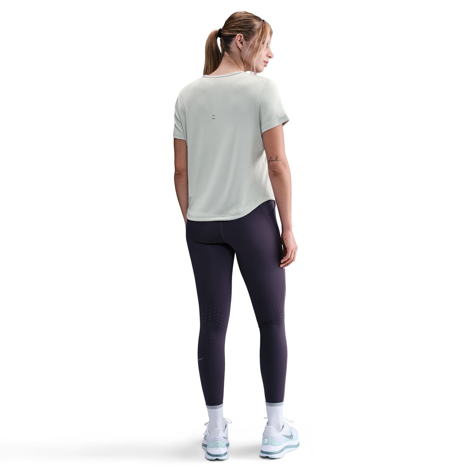 Women's Tempo Swoosh Tee Light Silver / White - Achilles Heel