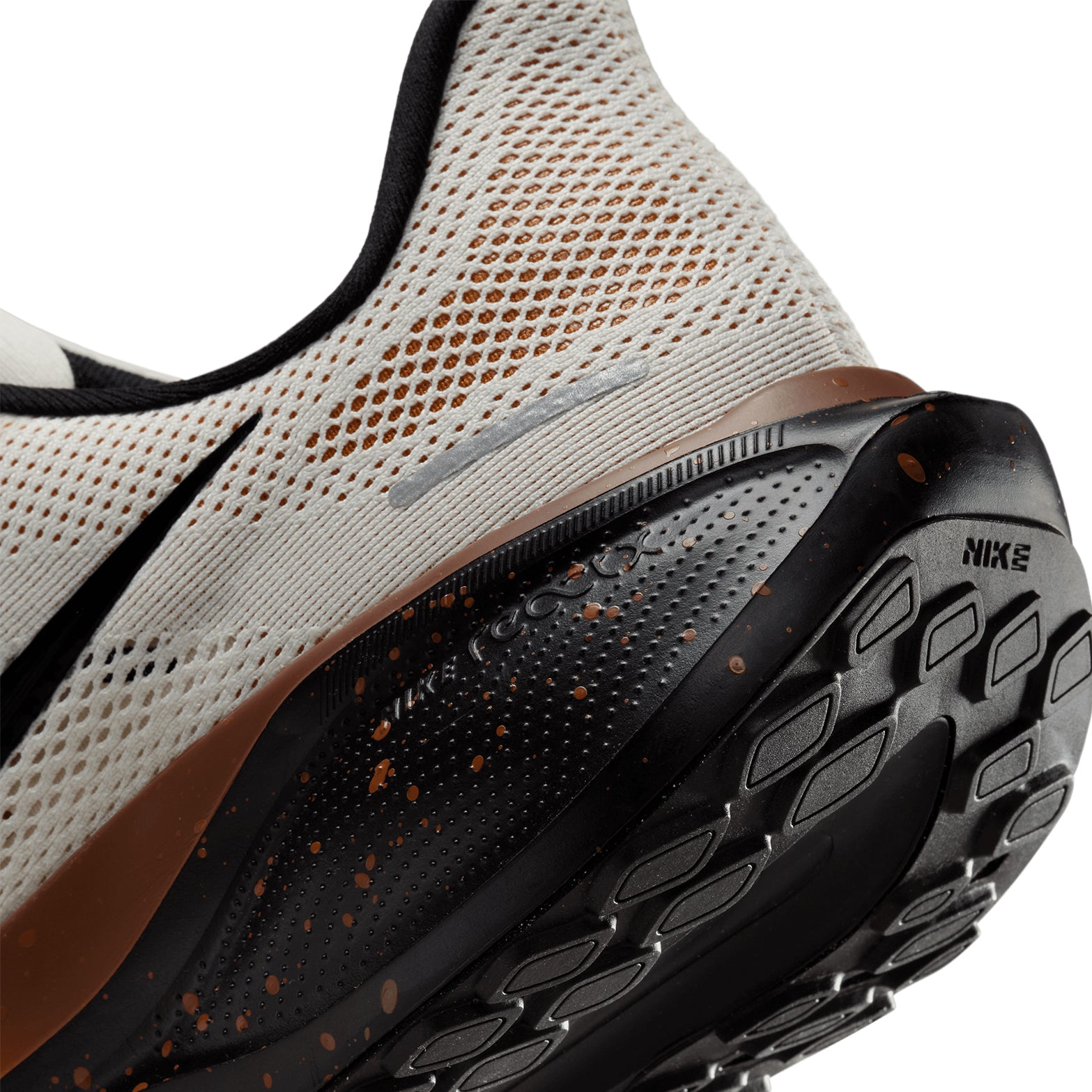 Men's Pegasus 41 Running Shoes Soft Pearl / Desert Ochre / Fauna Brown / Velvet Brown - Achilles Heel