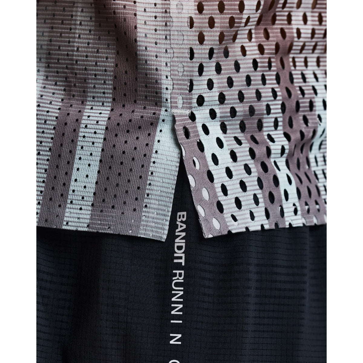 Men's Bandit Shredder Shorty Race Singlet Uneven Gradient Poppy close-up of Shredder gradient mesh showing ultra-breathable airflow construction with bonded chafe-free seams for comfortable racing