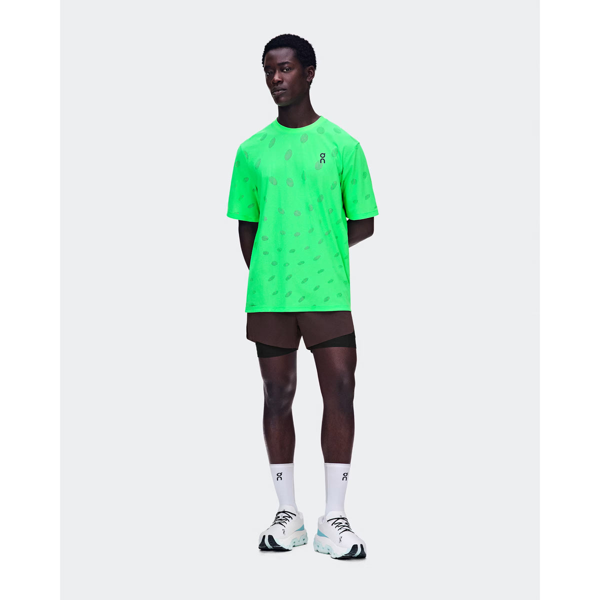 Men's On Zero-T Breathe Verdite front full body view on male runner showing ultralight OAC-inspired jacquard tee with DryTec breathable construction for comfortable training performance