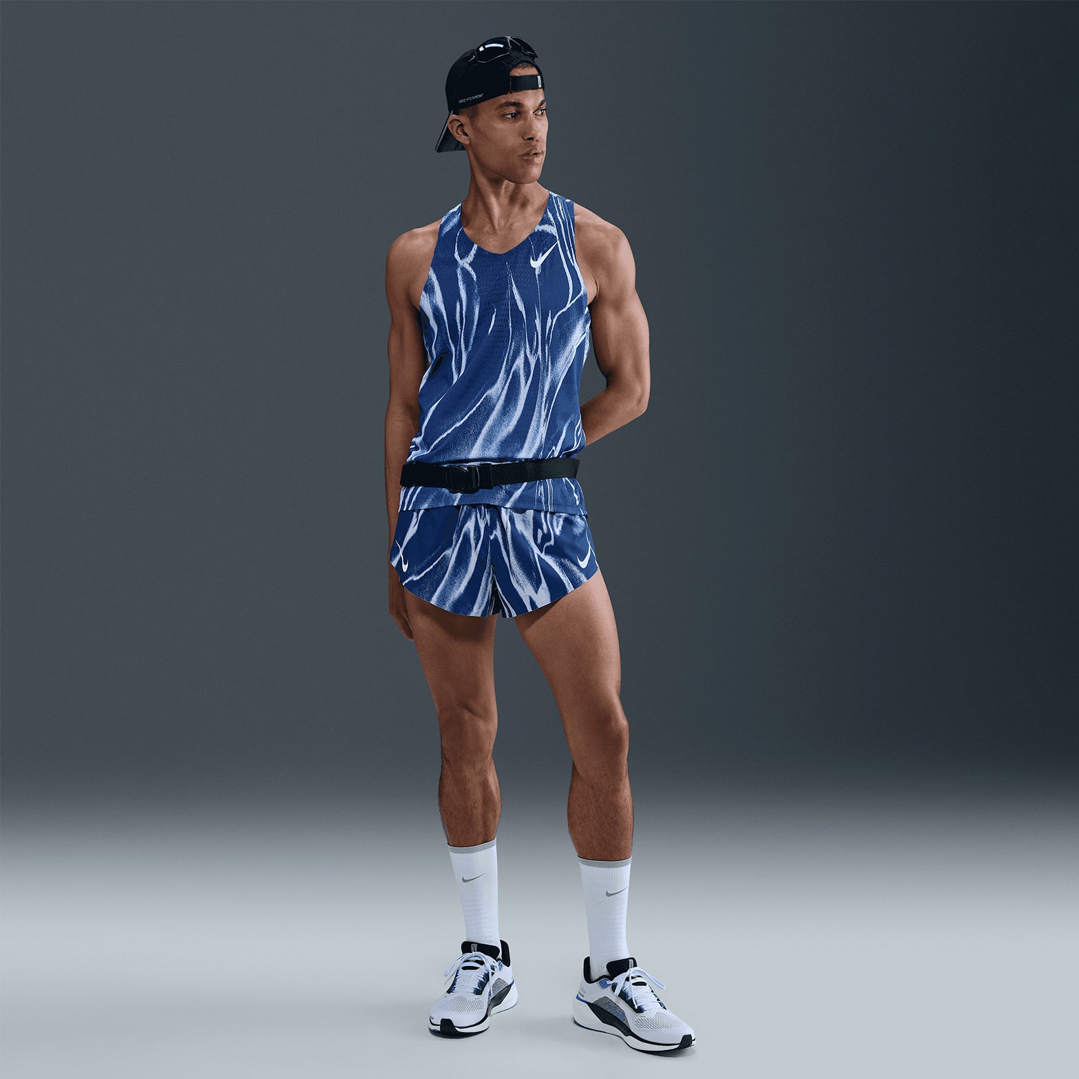 Men's Dri-FIT AeroSwift ADV Running Vest Coastal Blue / White - Achilles Heel