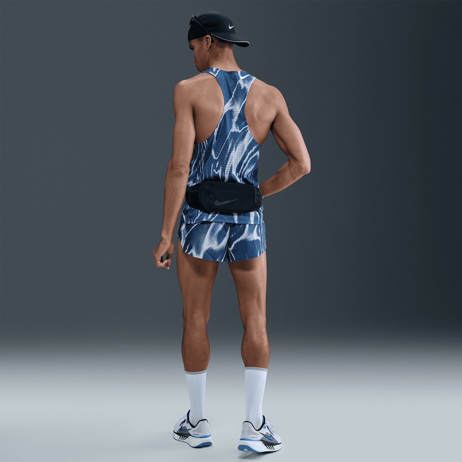 Men's Dri-FIT AeroSwift ADV Running Vest Coastal Blue / White - Achilles Heel