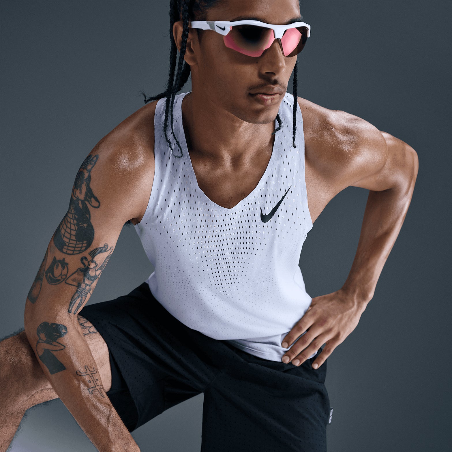 Men's Dri-FIT AeroSwift ADV Running Vest Ghost / Black - Achilles Heel