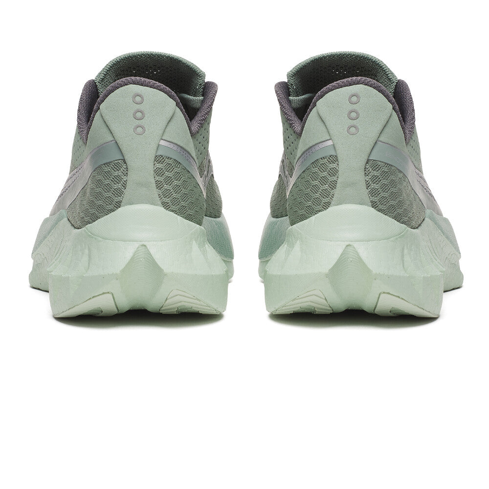Men's Endorphin Pro 4 Running Shoes Iceberg / Carbon - Achilles Heel