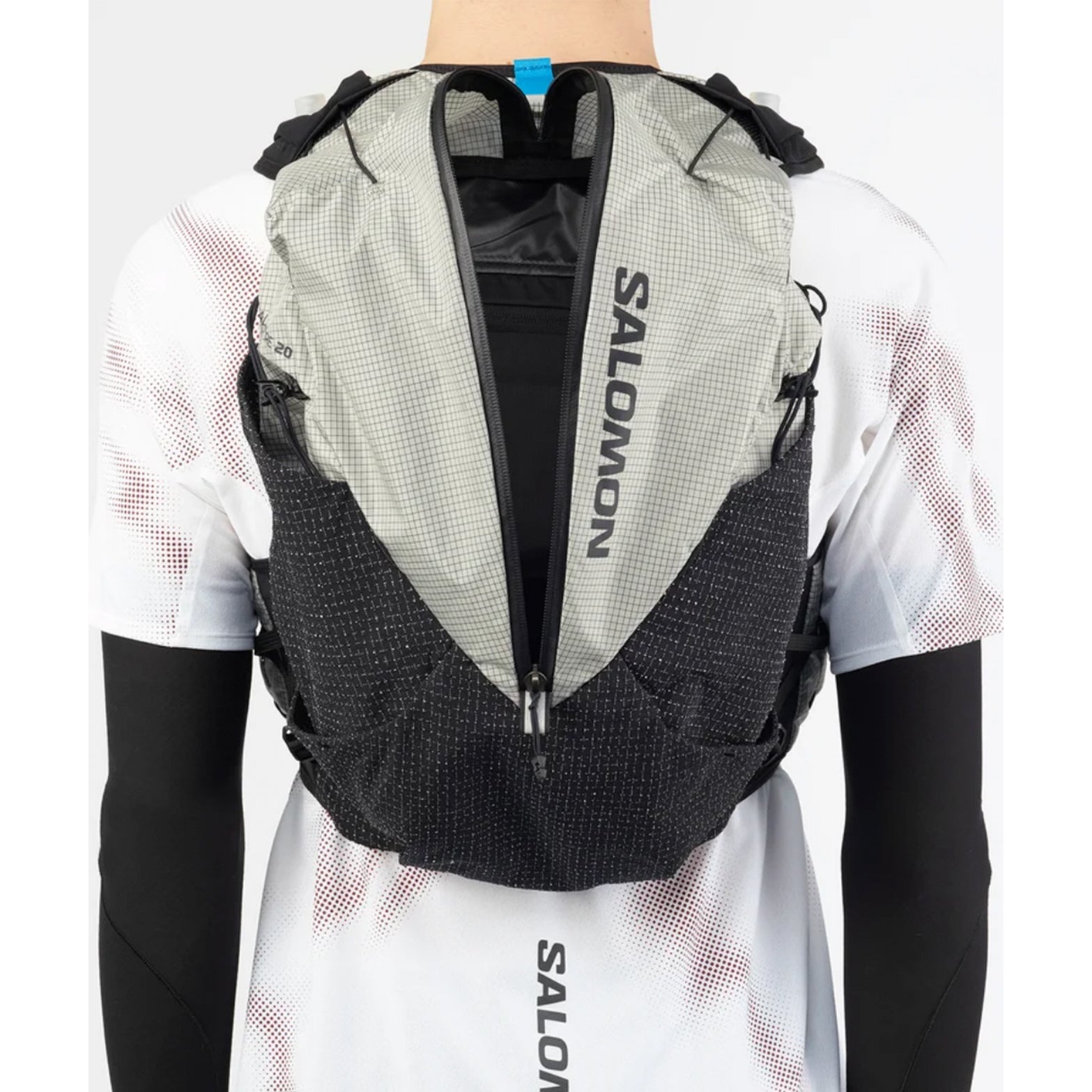 S/Lab Adventure 20 Set Running Vest Black / White - Achilles Heel