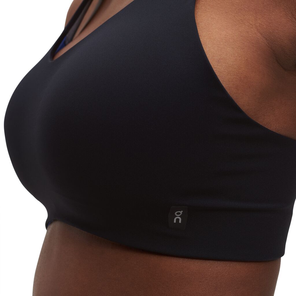 On Women's Active Bra Black - Achilles Heel