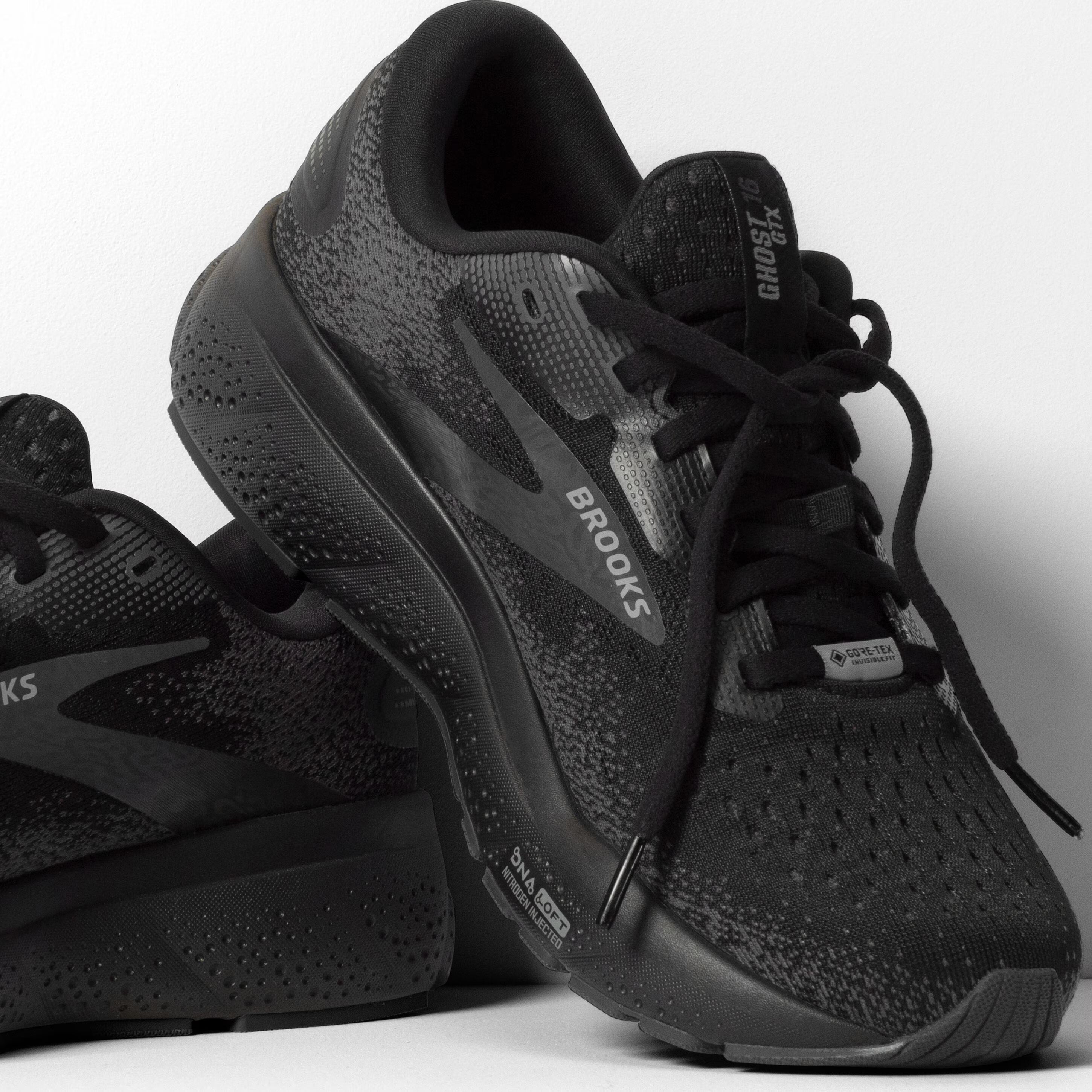 Brooks Men's Ghost 16 GORE-TEX Running Shoes Black / Black / Ebony - Achilles Heel