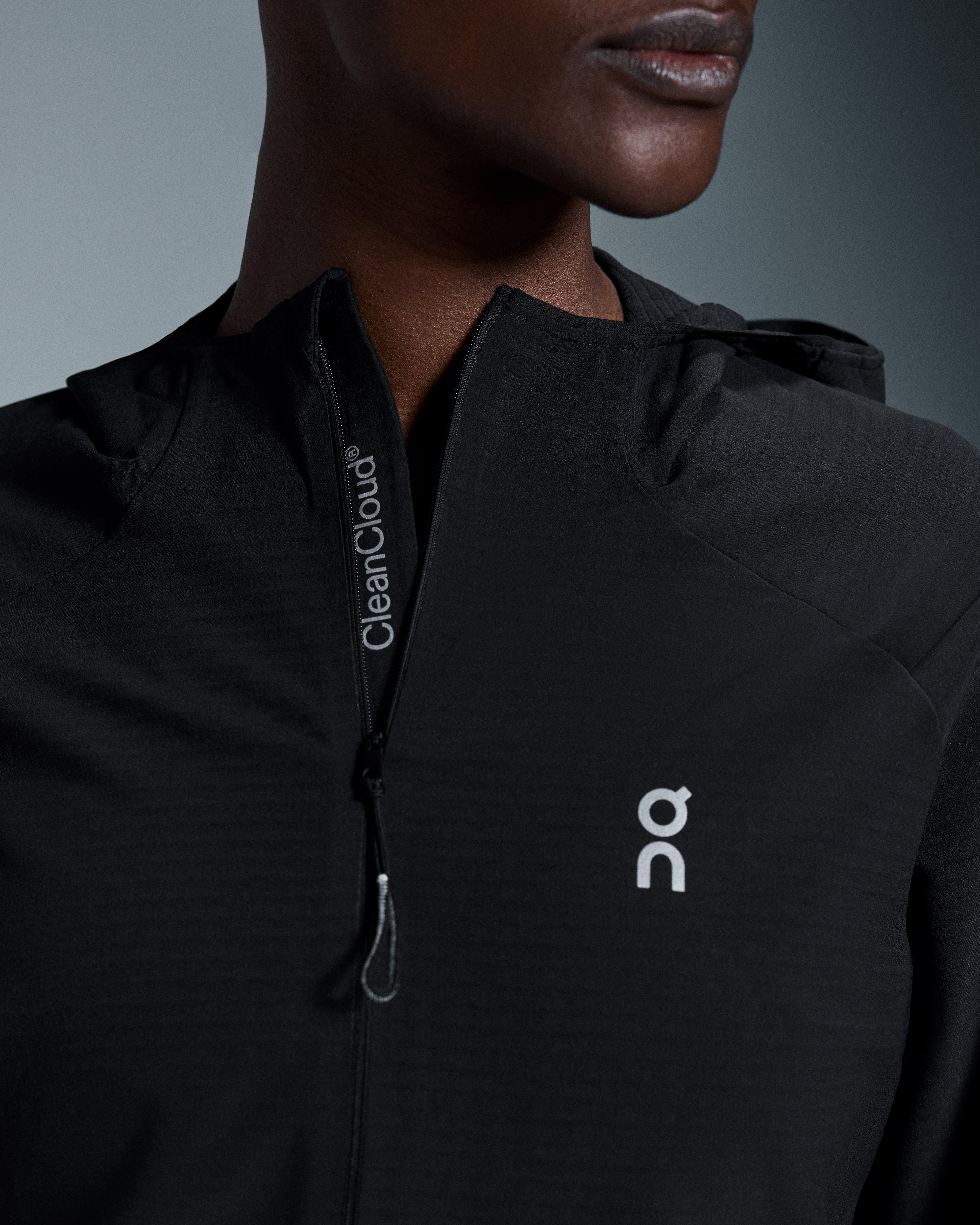 On Women's Pace Hoodie Black - Achilles Heel
