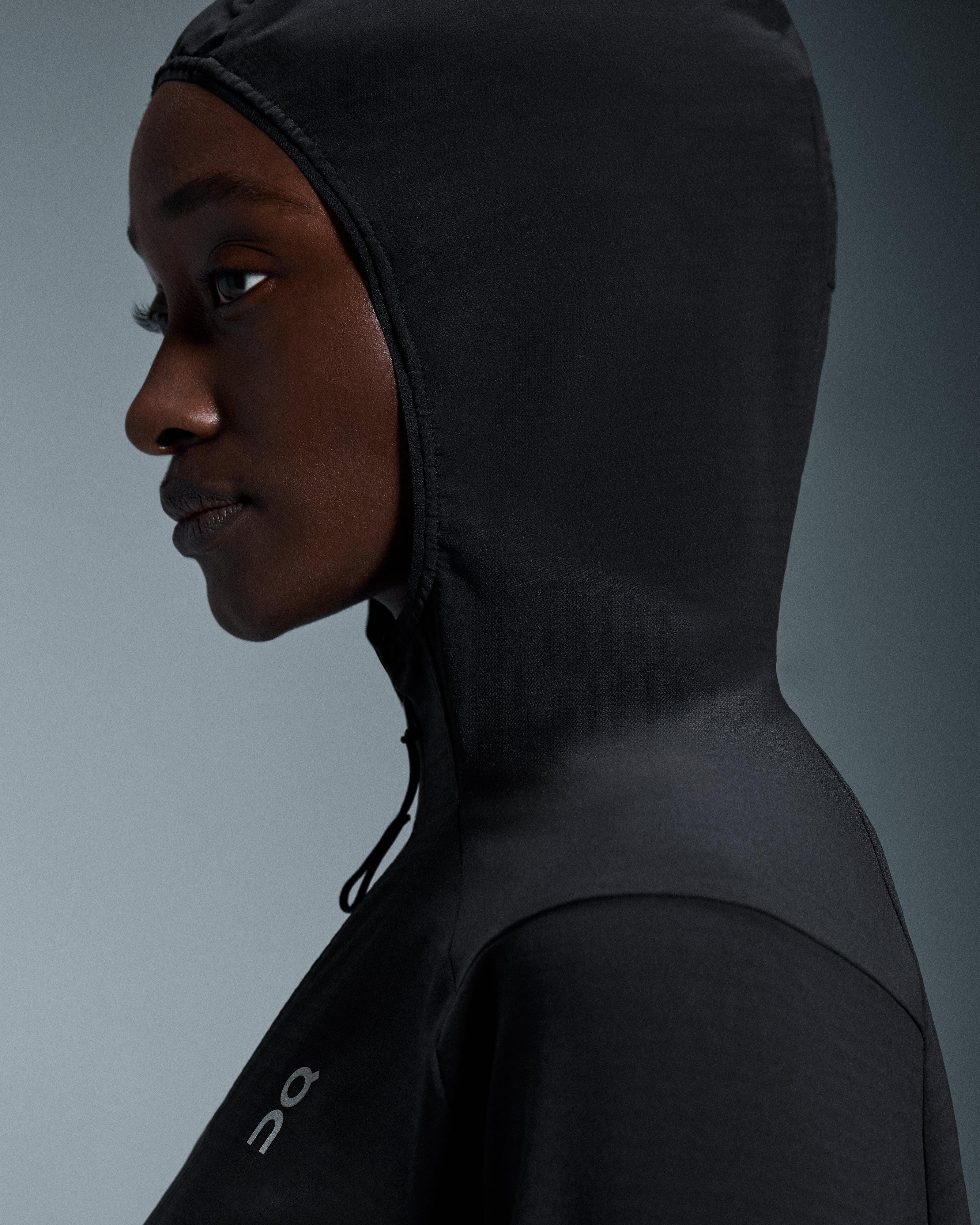 On Women's Pace Hoodie Black - Achilles Heel