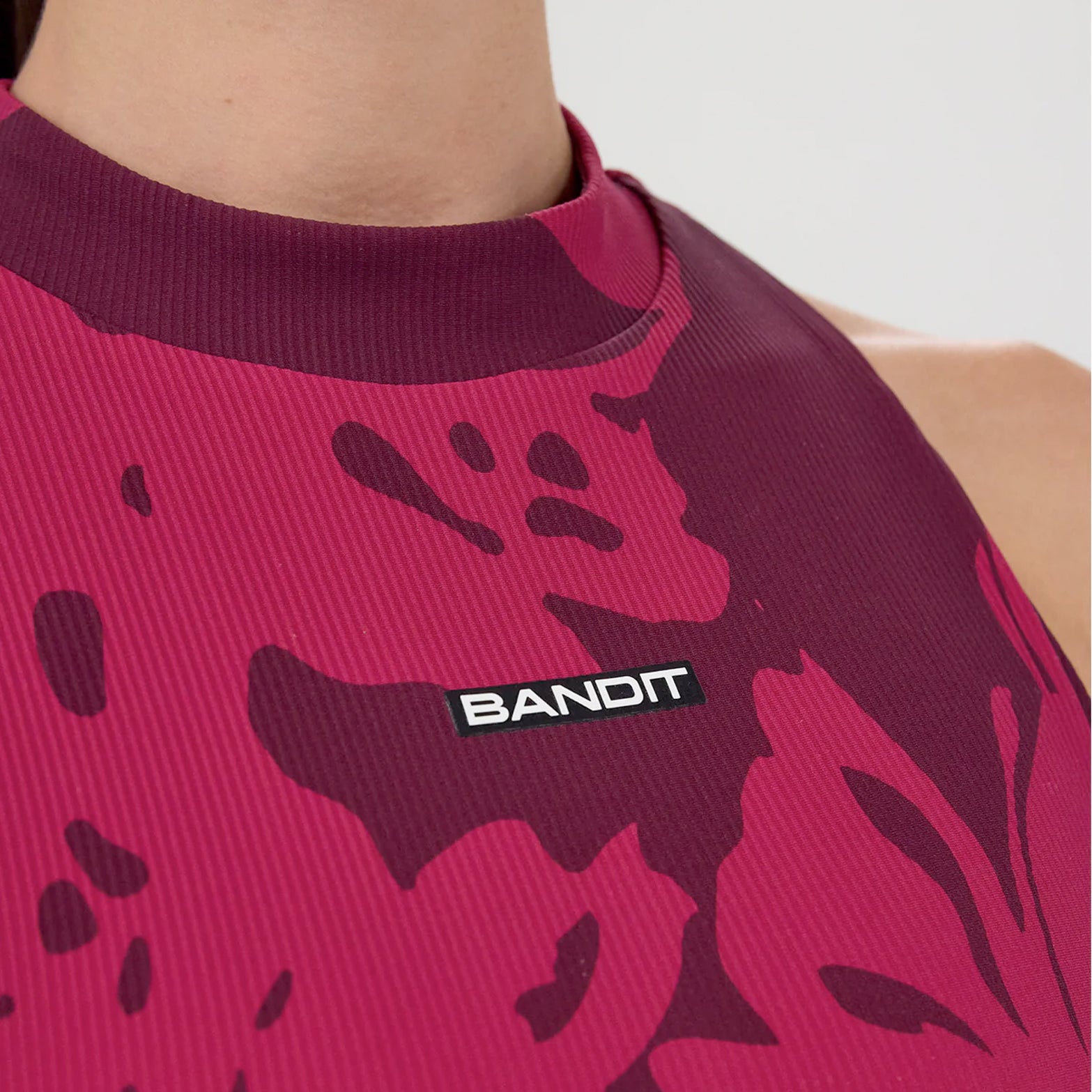 Women's Cadence Vaso Race Crop Fleura / Fig / Berry - Achilles Heel