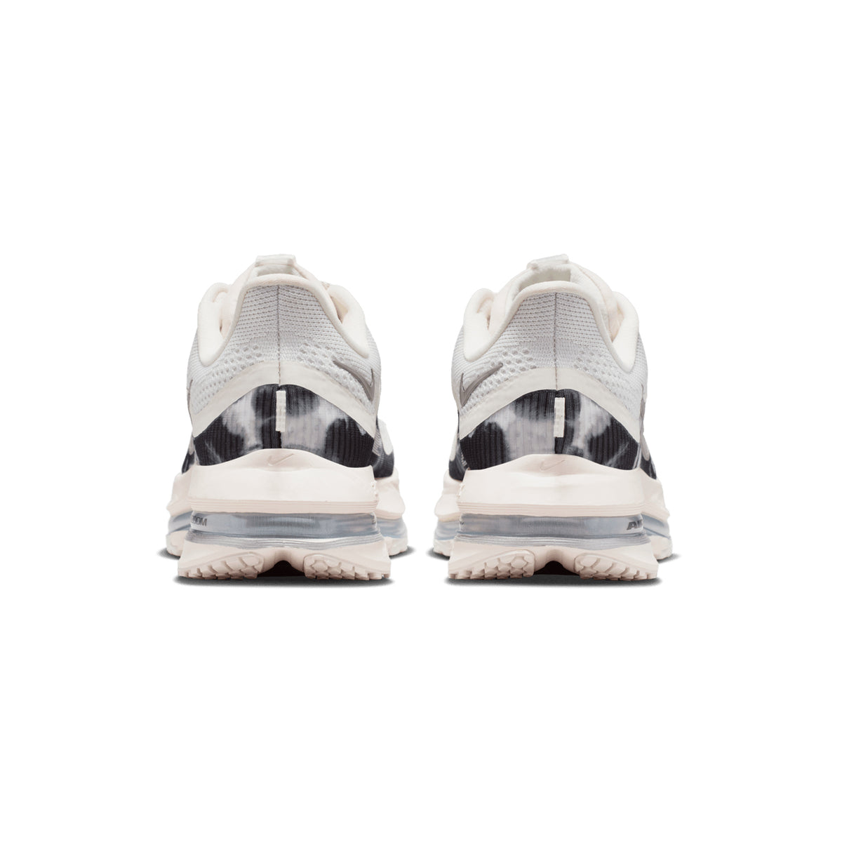 Nike Pegasus Premium SE women's running shoe in Phantom / Anthracite / Pencil Point — heel view showing circular knit heel construction, reflective details and pencil point triple-stack midsole contrast