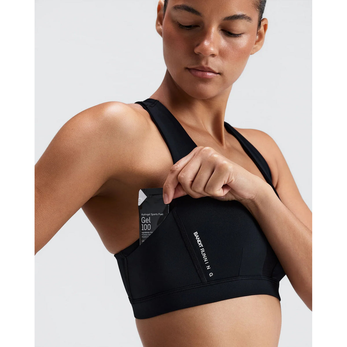 Women's Stamina-V GeoMesh V-Neck Run Bra - Black
