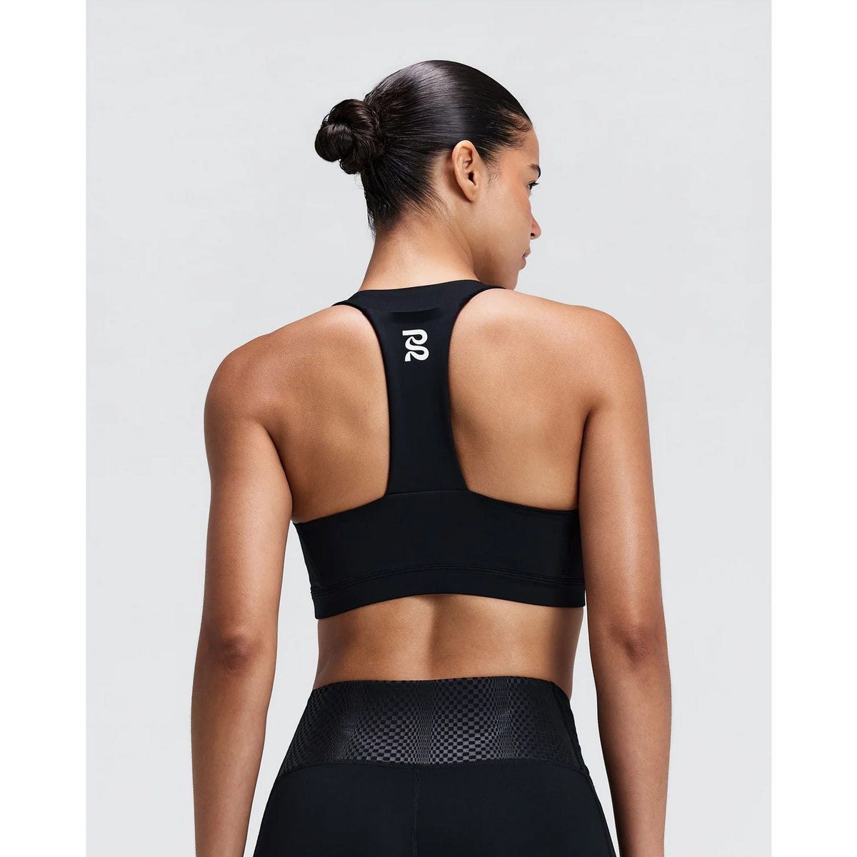 Women's Stamina-V GeoMesh V-Neck Run Bra - Black