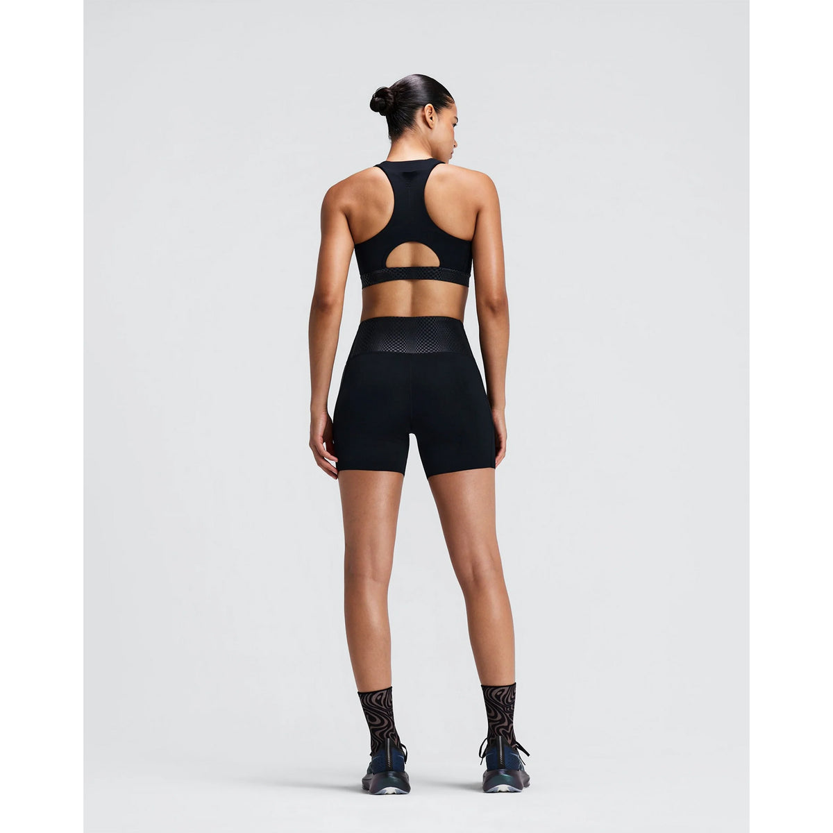 Women's Stamina-V Threshold Run Bra Black