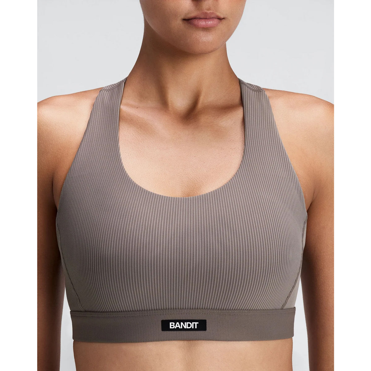 Women's Striped Cadence Scoop Neck T-Back Run Bra - Concrete Taupe / Cocoa