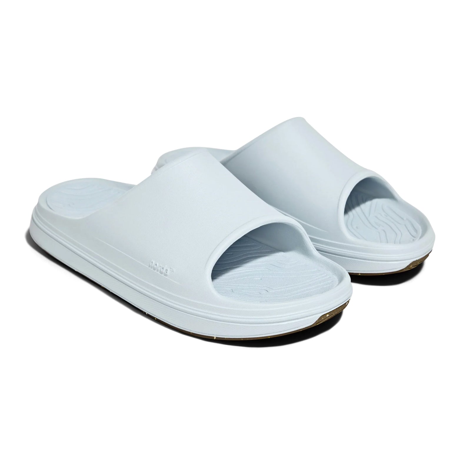 norda 008 Slide Kanagawa angled side view showing dual-density foam construction, arch support footbed and Vibram ECOSTEP sole