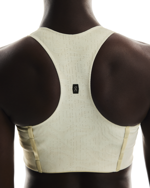 On Women's Pace Pocket Bra Taupe - achilles heel