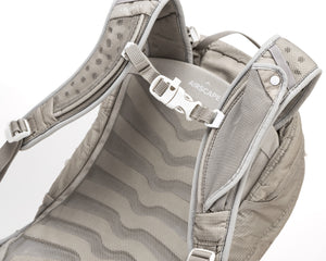 Satisfy x Osprey Talon Earth Mineral 22L Backpack Calcario - achilles heel