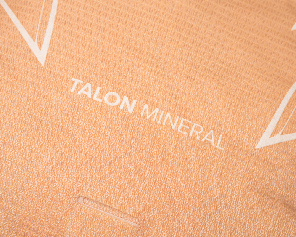 Satisfy x Osprey Talon Earth Mineral 22L Backpack Monazita - achilles heel
