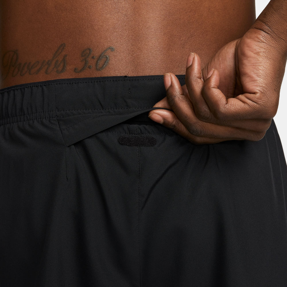 Nike Men's Dri-FIT Challenger 5 Inch Shorts Black / Black / Black - achilles heel