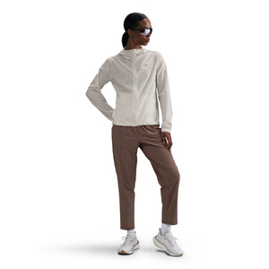 Nike Women's Swift Repel Packable Running Jacket Sail - achilles heel
