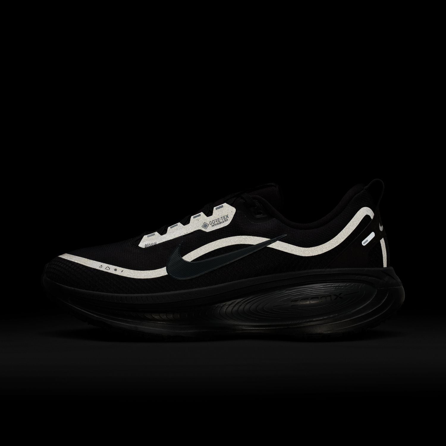 Men's Air Zoom Vomero 18 GORE-TEX Running Shoes Black / Anthracite