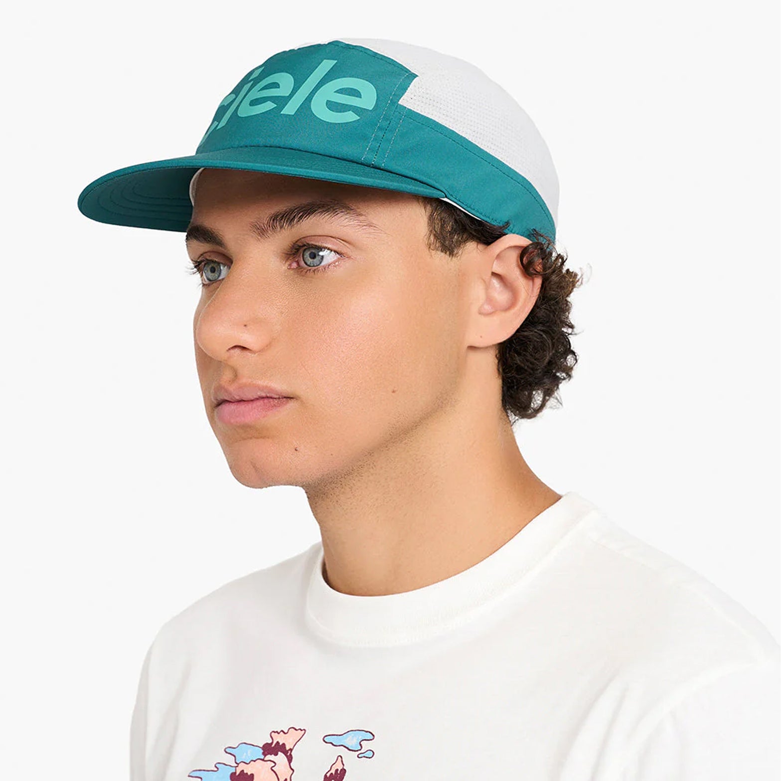 Ciele GOCap Comp Century Harbor Light Grey side view on runner showing UPF 50+ sun protection with anti-odour COOLmatic PLUS mesh for performance running