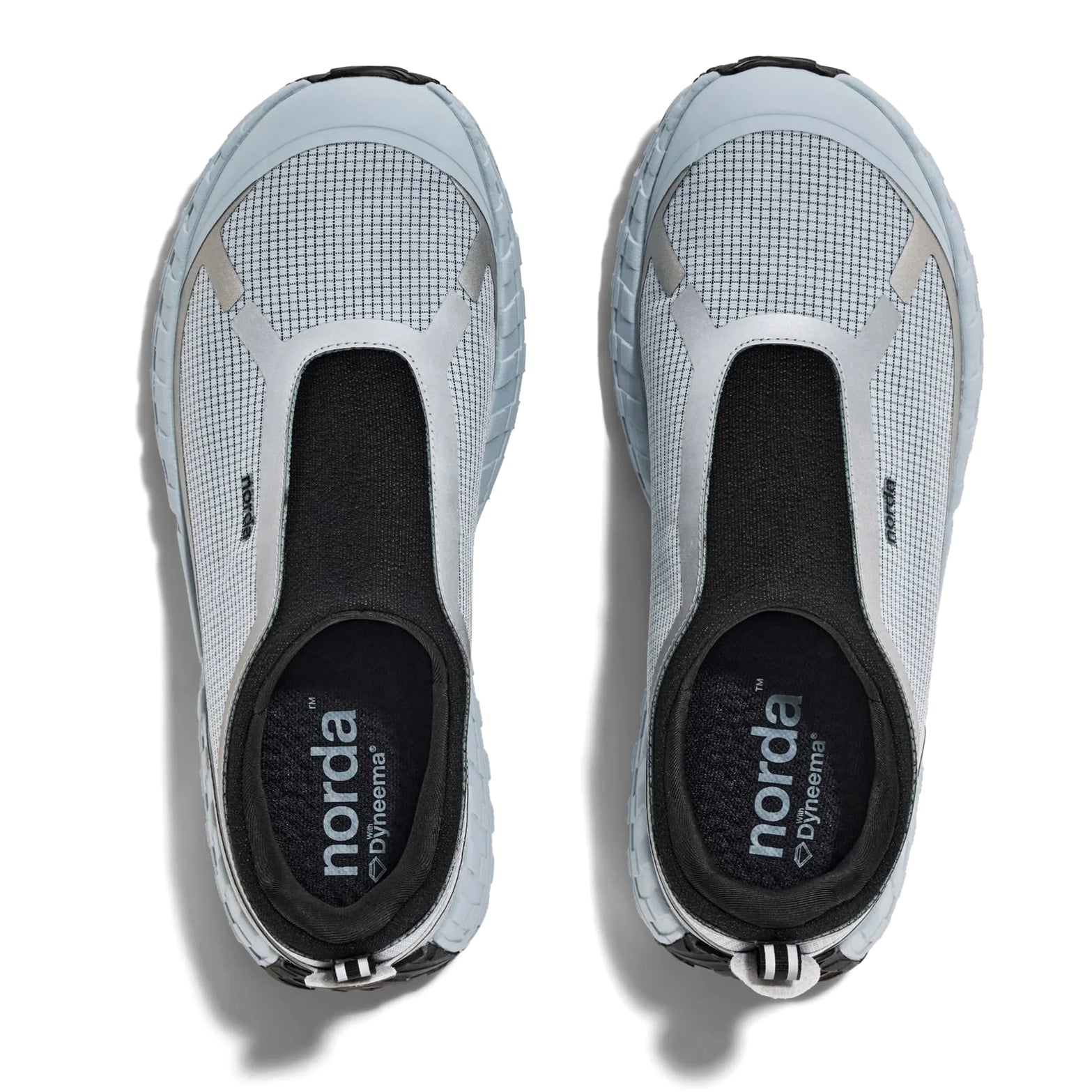 Men's norda 003 Trail Running Shoes Kanagawa pair top view showing seamless Bio-Dyneema upper with elasticised fit system and hi-vis reflective detailing