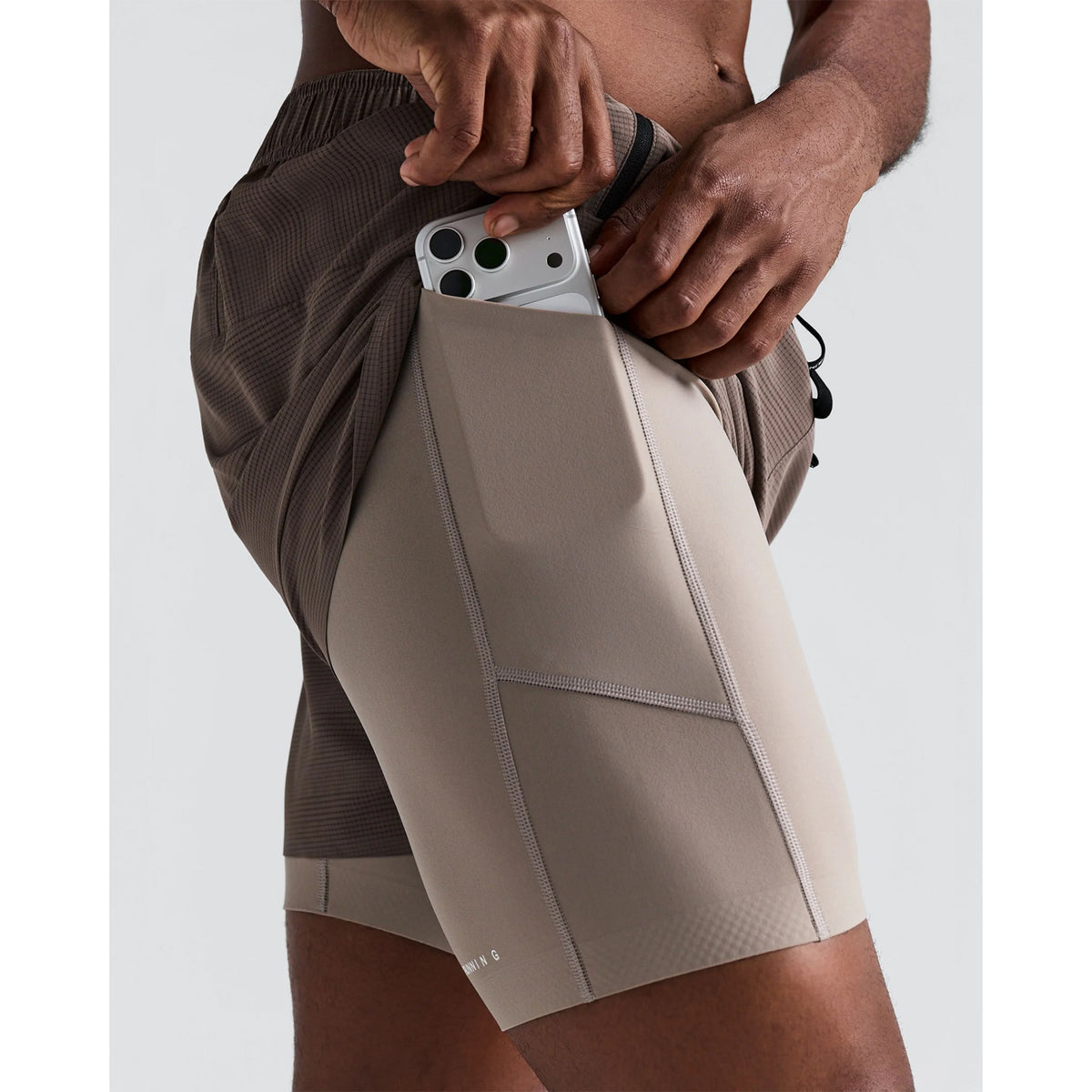 Men's CoolGrid 2-in-1 Run Short Cocoa