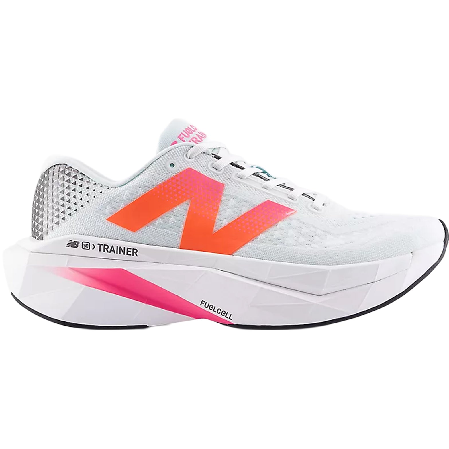 New Balance FuelCell SuperComp Trainer v3 men's running shoe in Fairweather Blue / Glint Blue — outer view showing fairweather blue plush mesh upper with glint blue accent detailing and FuelCell midsole profile