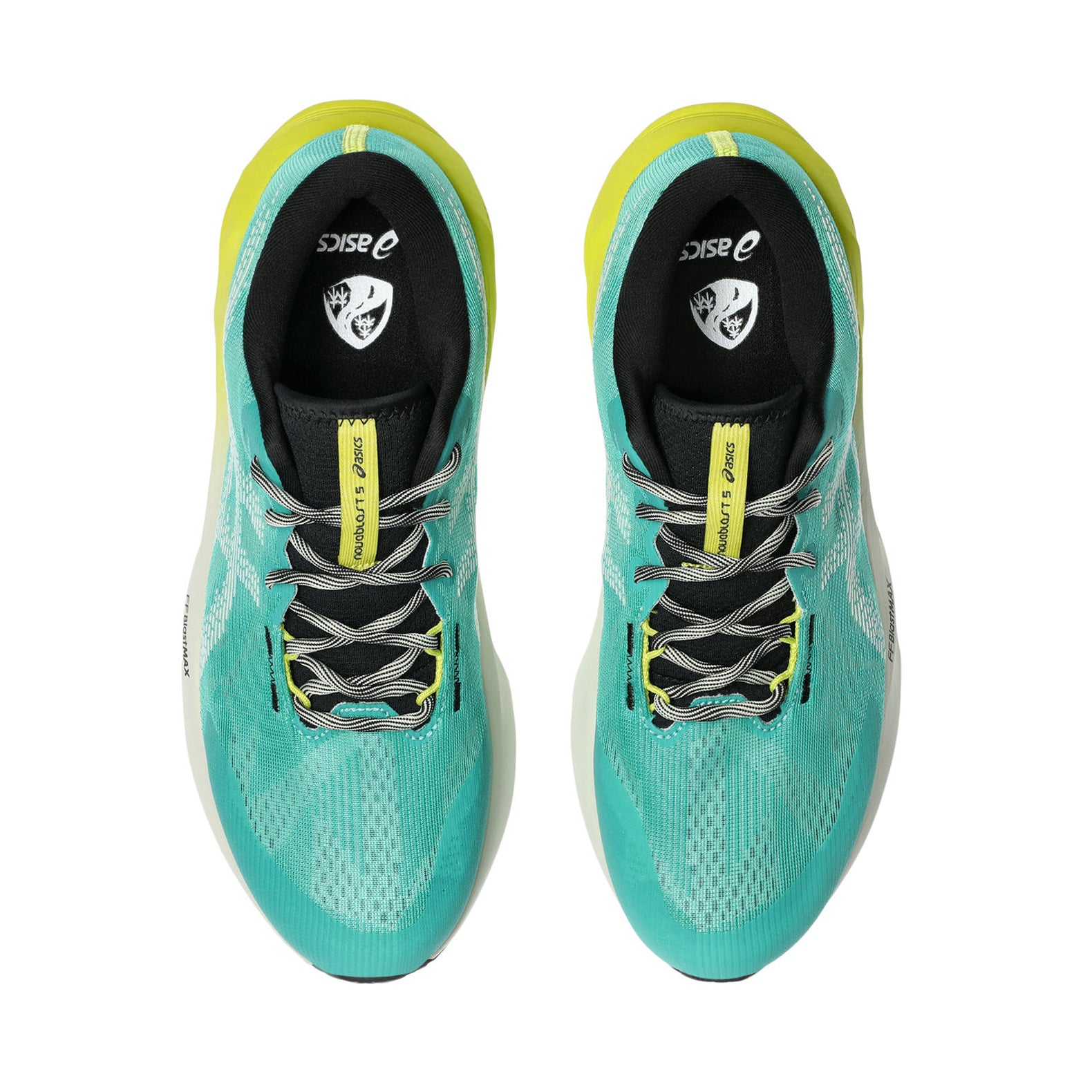 Men's ASICS Novablast 5 TR Running Shoes Aurora Green Light Dust top view showing breathable engineered mesh upper and reflective details