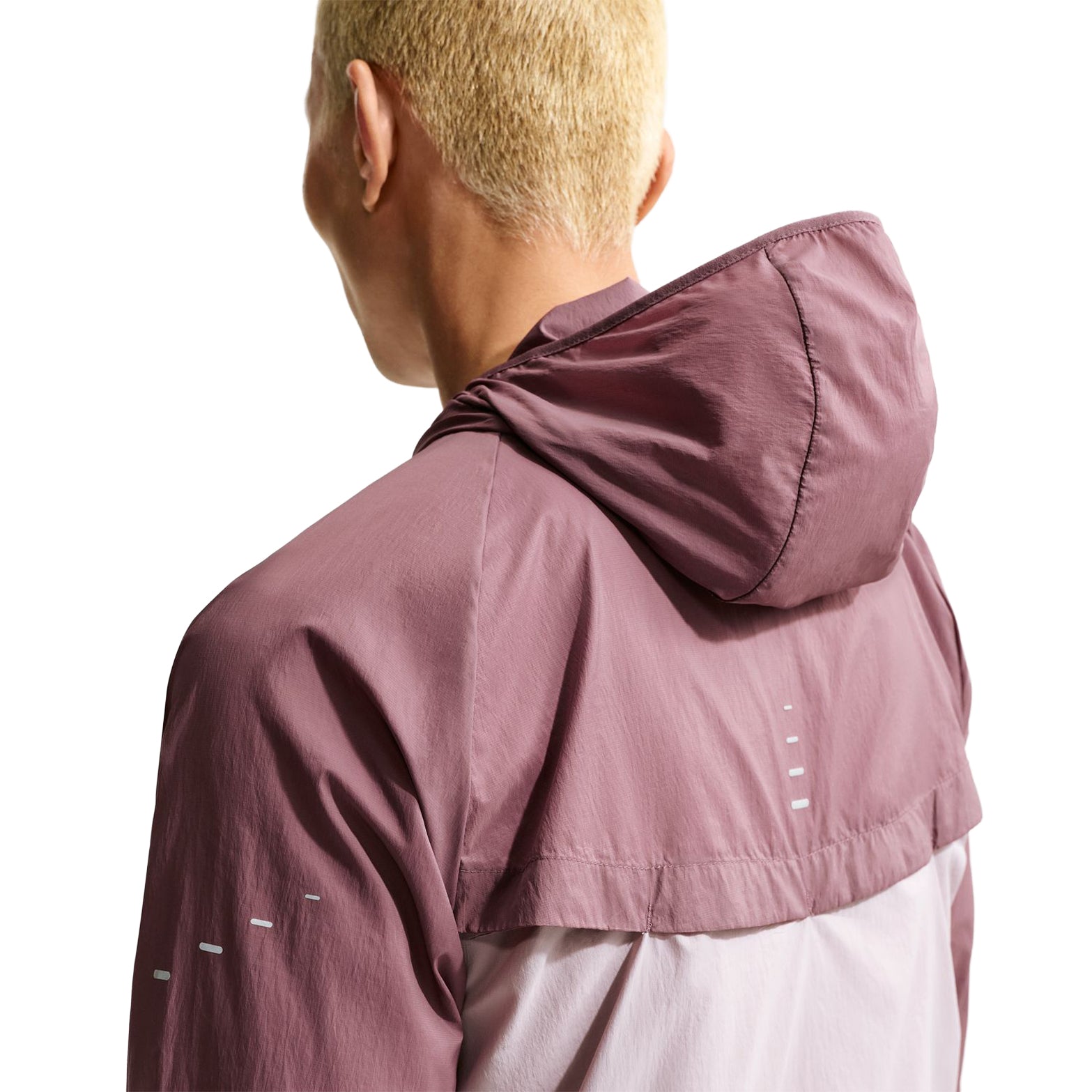 Nike Stride men's running jacket back view featuring ventilation panels and reflective Swoosh logo