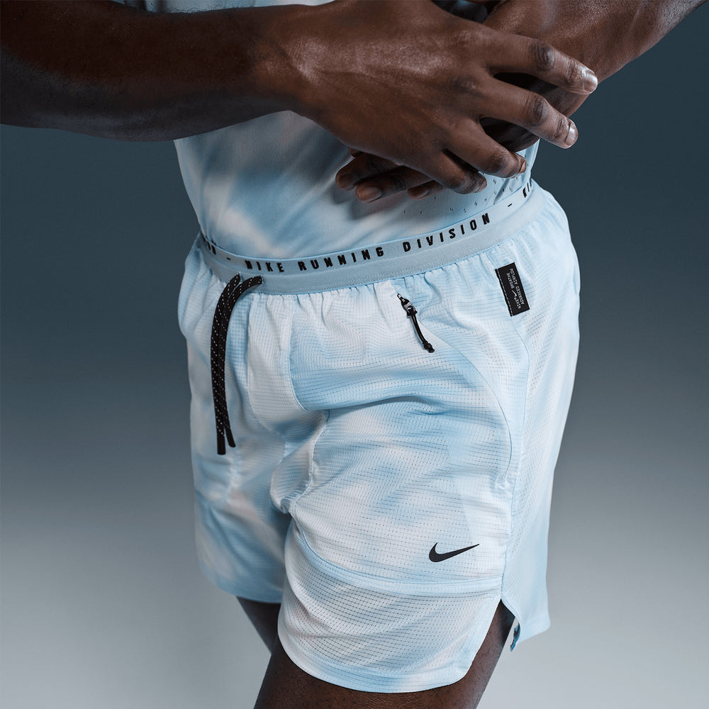Nike Men's Dri-FIT ADV Division Breathe 4 Inch Running Shorts - achilles heel