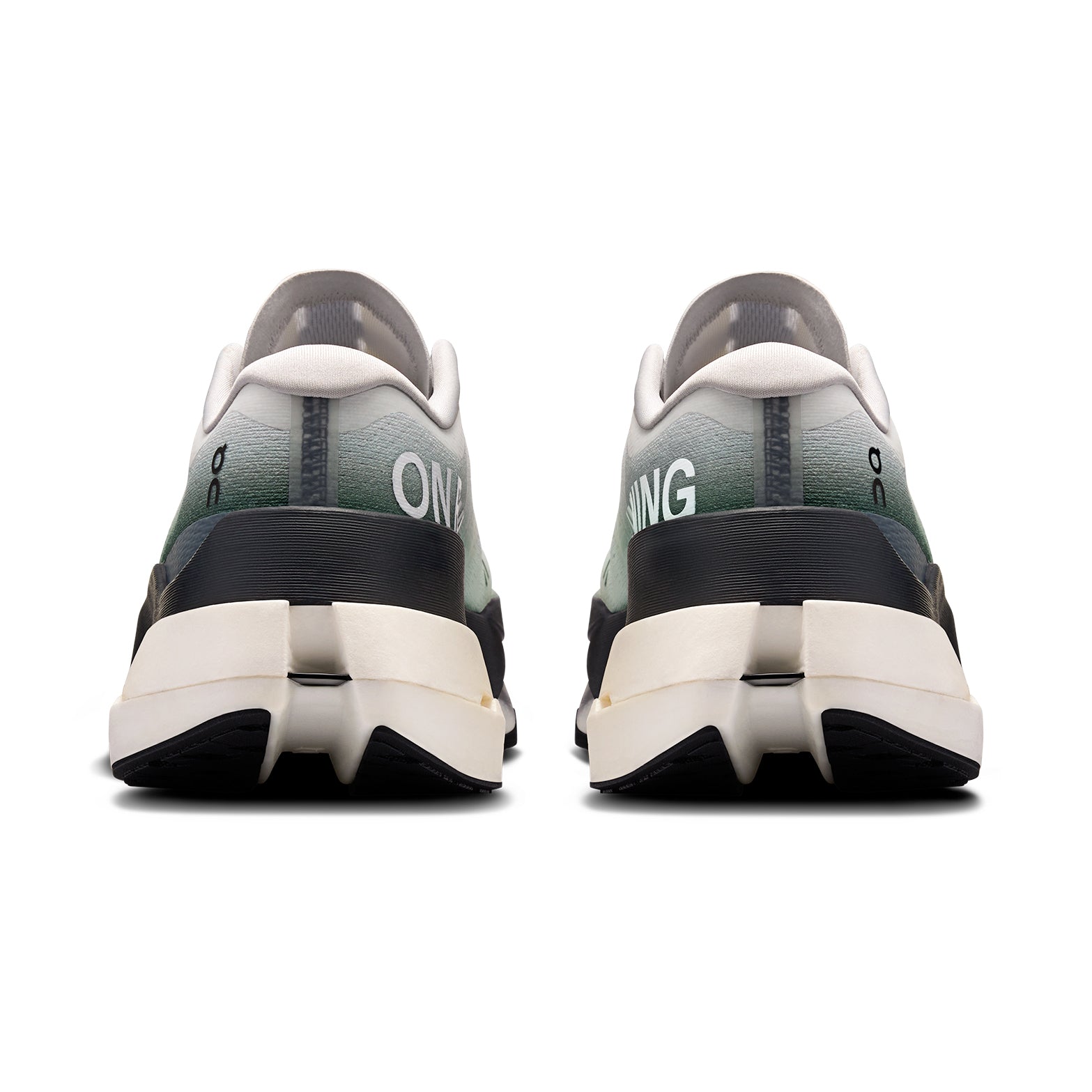 Men's Cloudboom Max White / Black - Achilles Heel