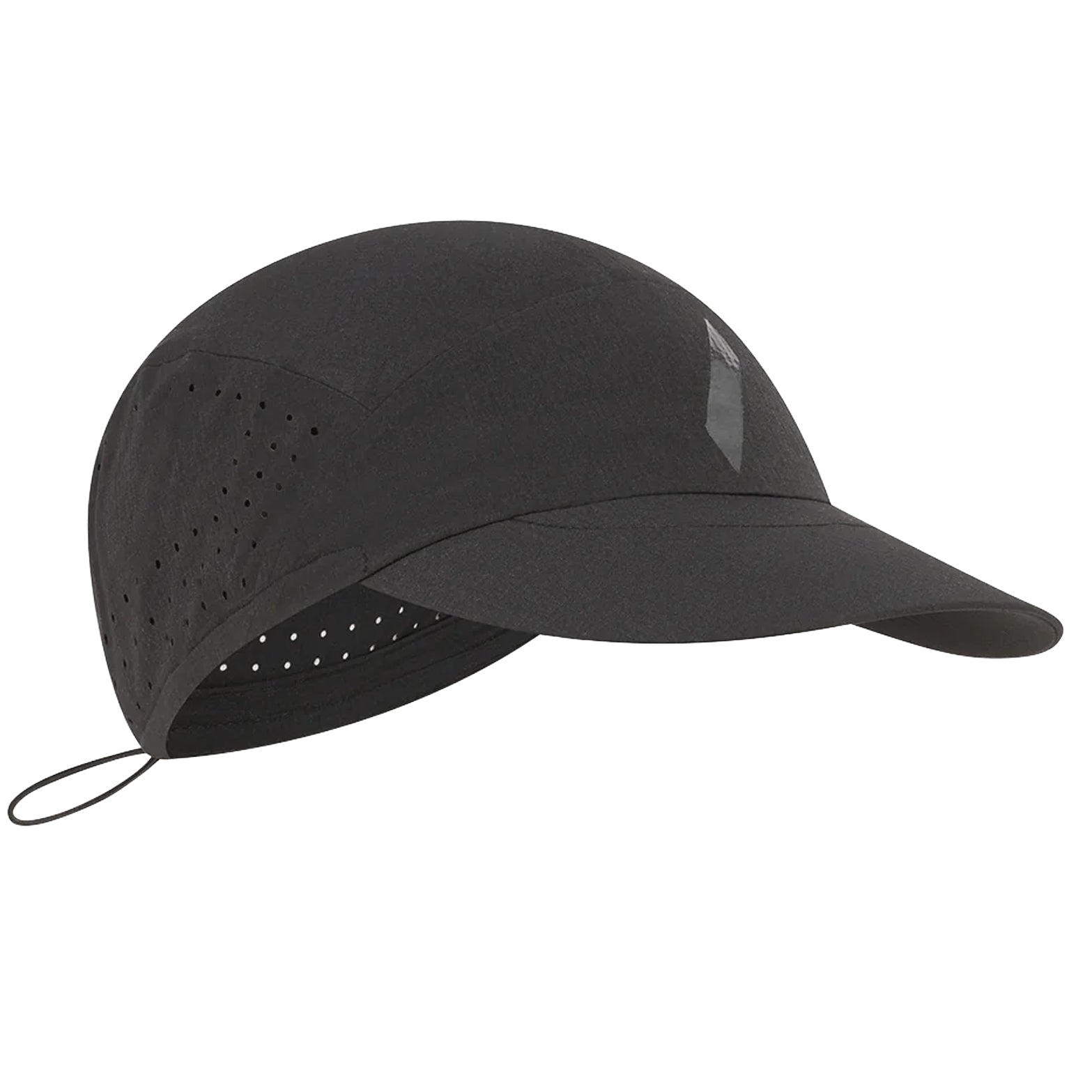 Soar Run Cap 2.0 Black front view showing four-panel construction, darted top panel and elliptical peak