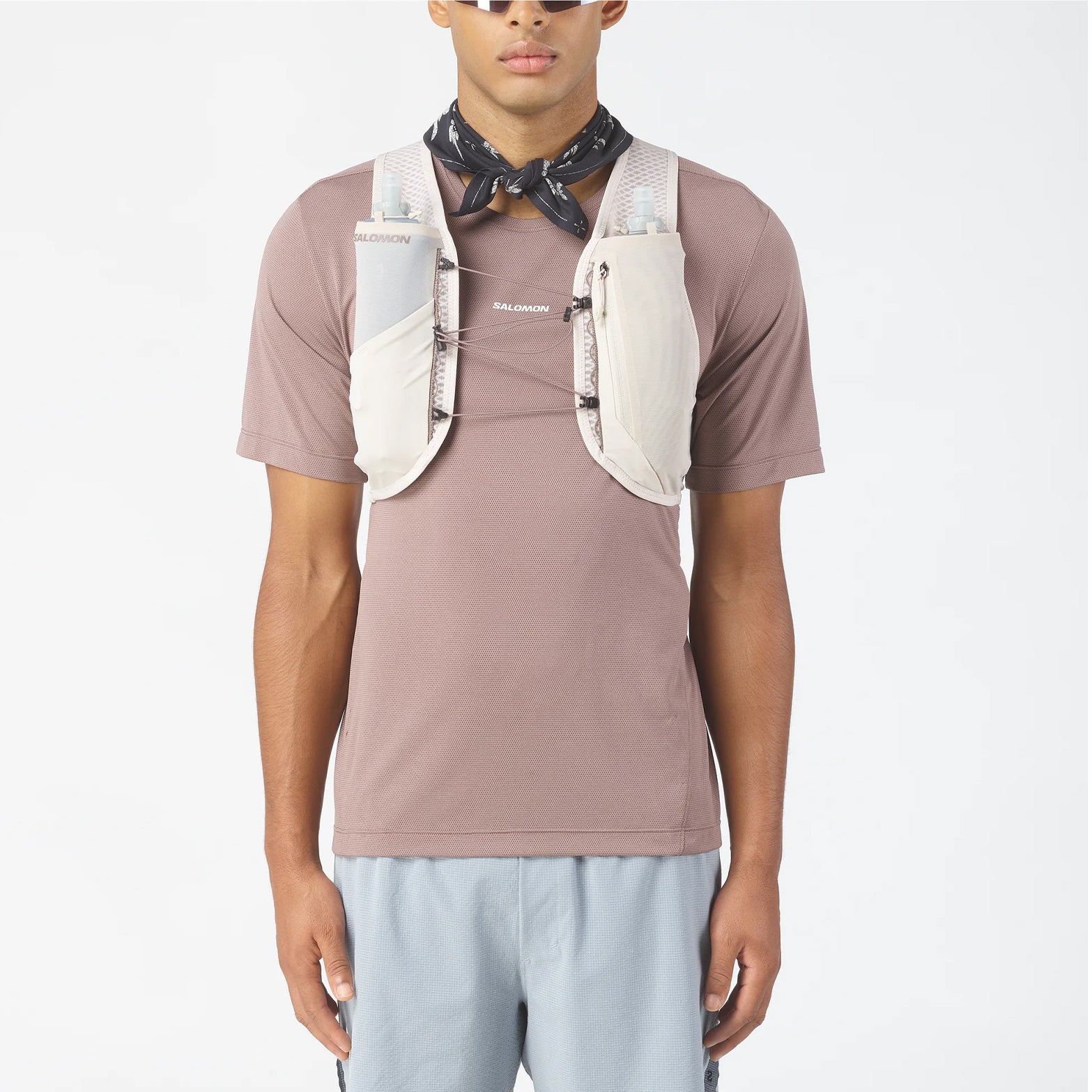 ウォーキング・ランニングウェア SALOMON GRVL SKIN 4 SILVER CLOUD IRON L Salomon GRVL Skin 4 Set Running Vest Silver Cloud / Iron at