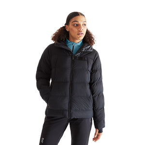 On Women's Challenger Jacket Black - achilles heel