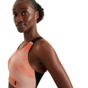 On Women's Performance Bra Lumos Woodrose / Black - achilles heel