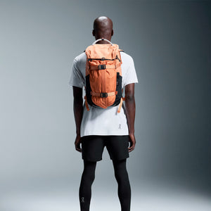 On Speed Pack 24L Elite Desert Glow - achilles heel