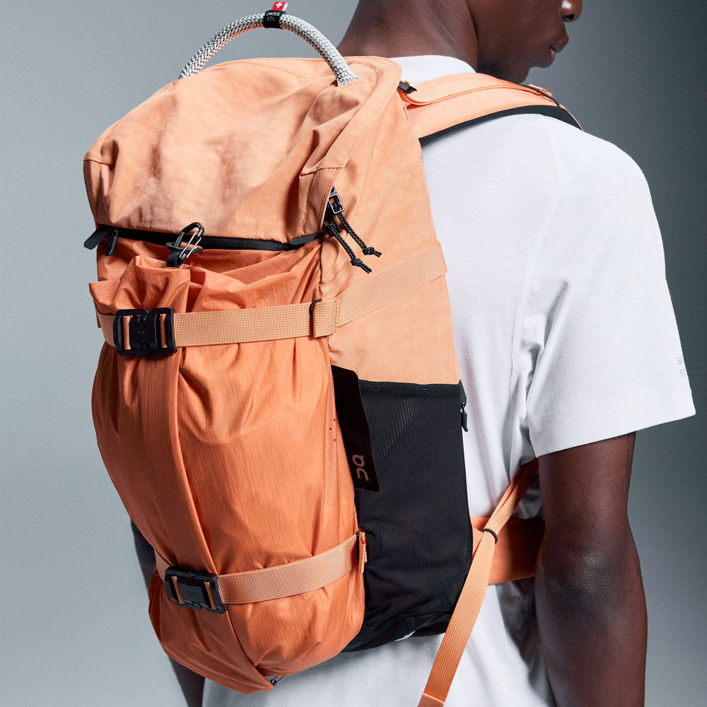 On Speed Pack 24L Elite Desert Glow - achilles heel