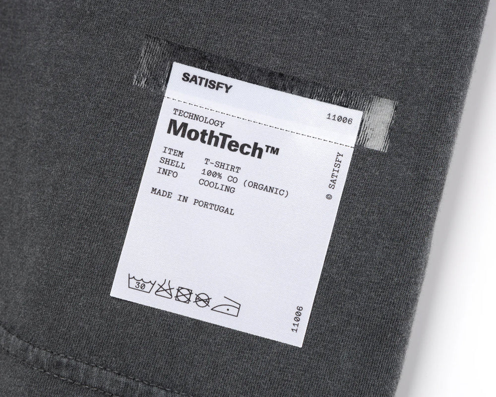 Satisfy MothTech Tee Aged Black - achilles heel