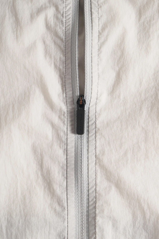 District Vision Men's Ultralight DWR Wind Jacket Moonstone - achilles heel