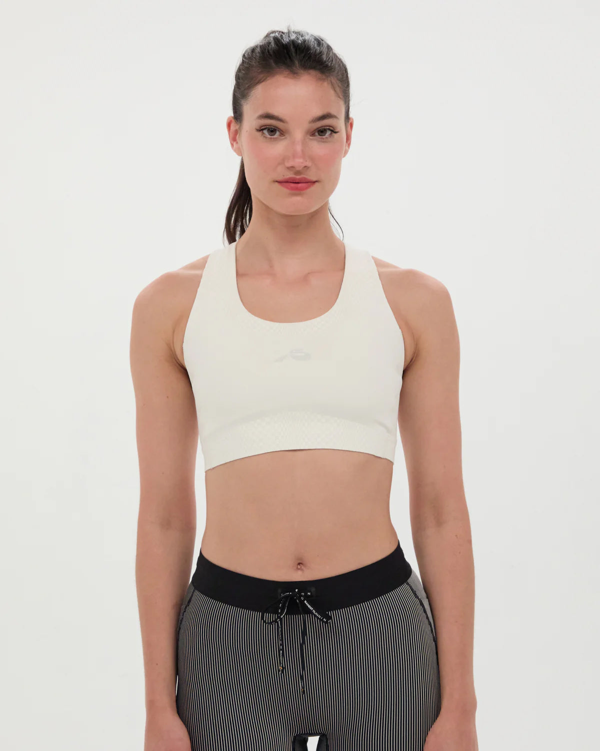 Women's Stamina Scoop Neck Run Bra Chalk - Achilles Heel
