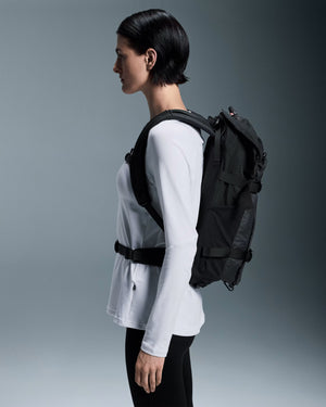 On Speed Pack 24L Elite Black / Magnet - achilles heel