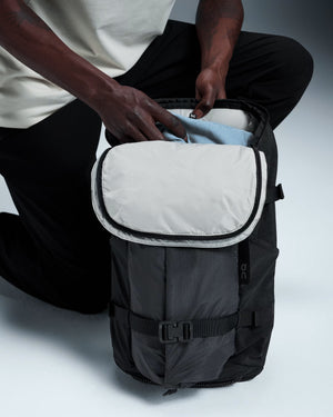 On Speed Pack 24L Elite Black / Magnet - achilles heel