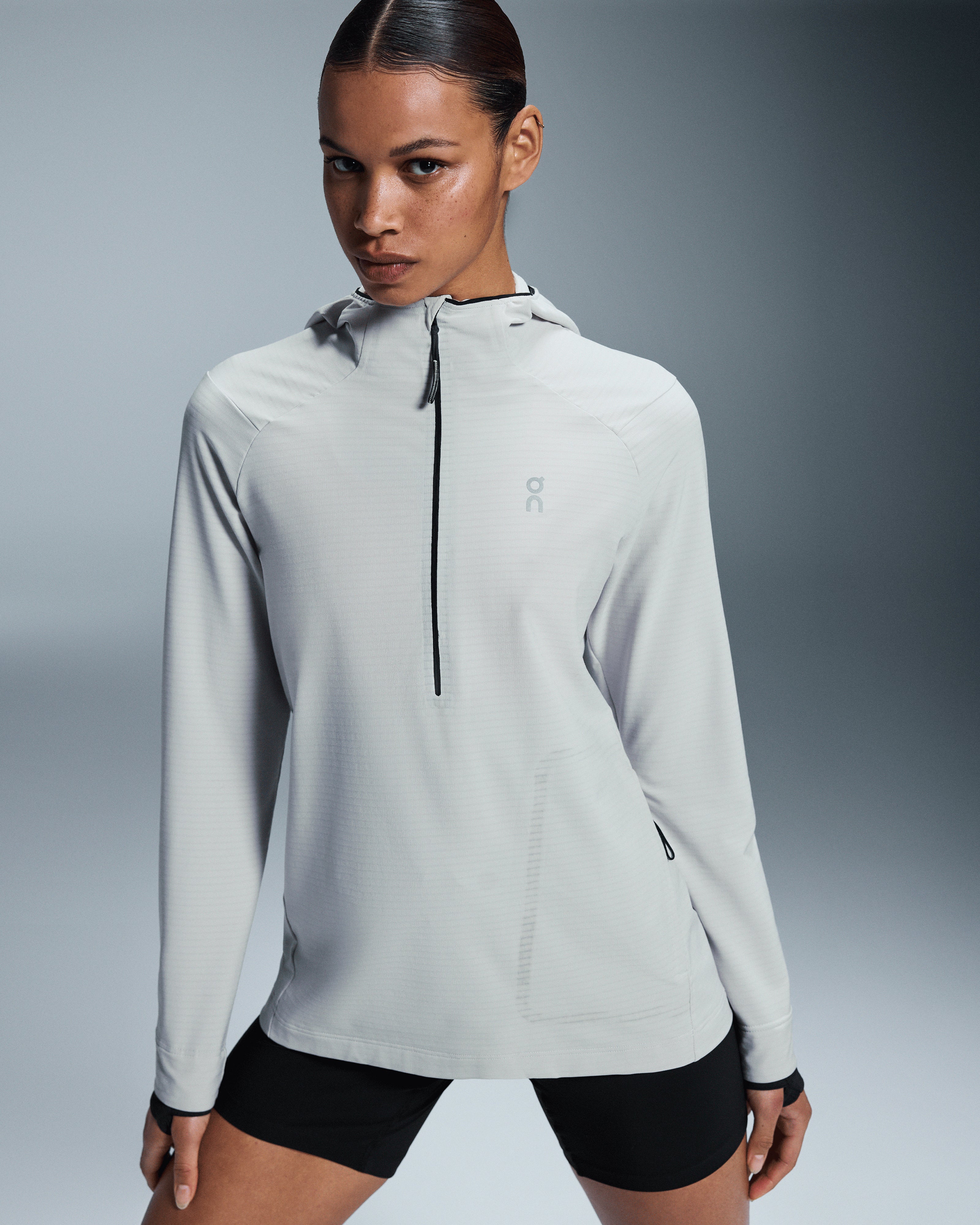 On Women's Pace Hoodie Glacier - Achilles Heel
